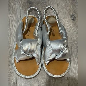 Miu Miu Knotted Flat Sandals in Silver